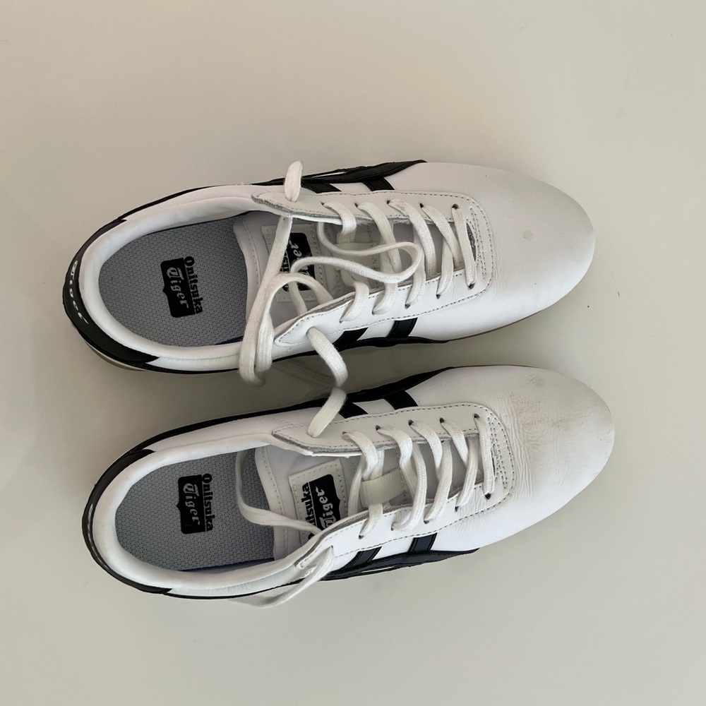 *RARE* Asics Onitsuka Tiger Low Tops